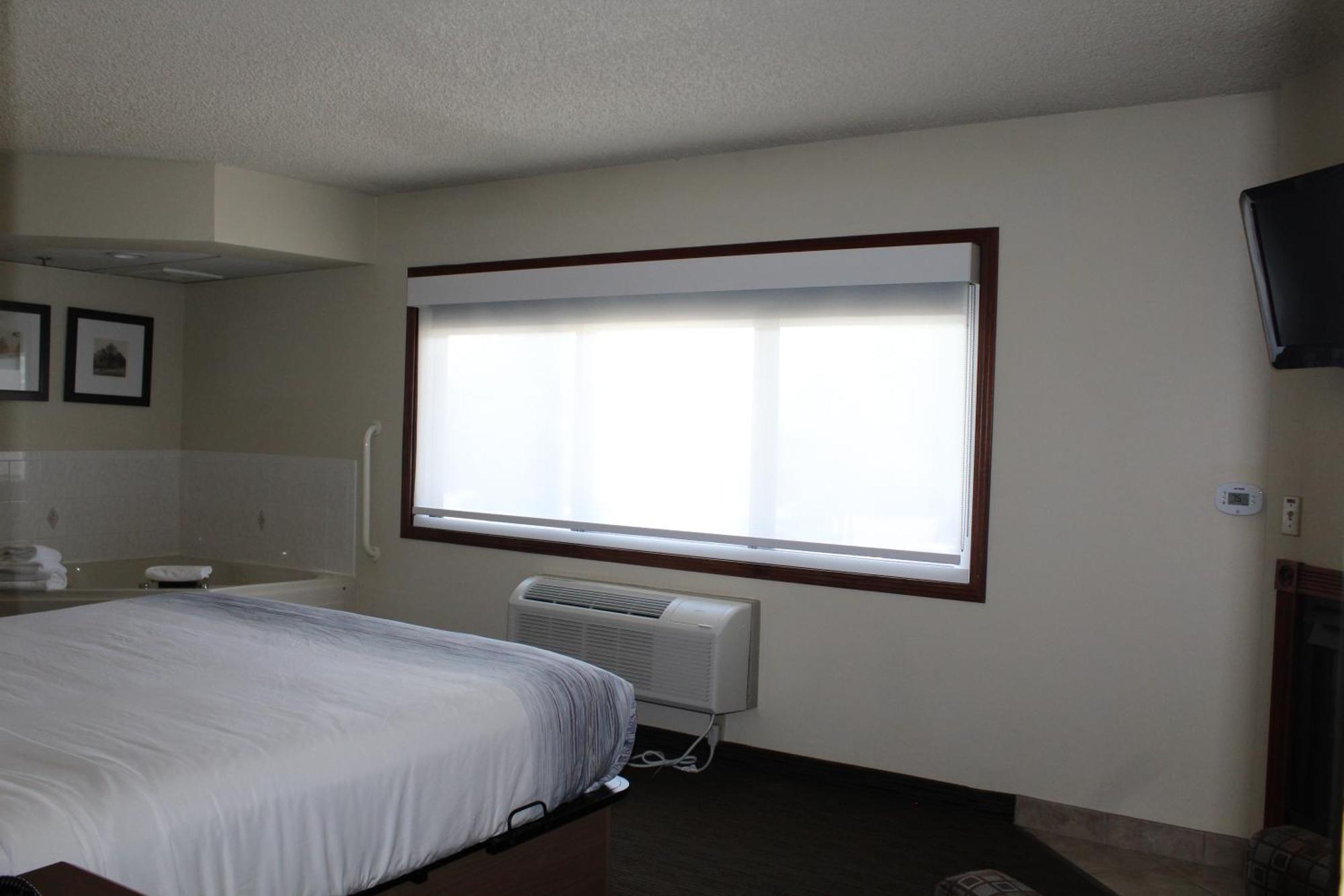 Americinn By Wyndham Windsor Ft. Collins Форт Колинс Екстериор снимка