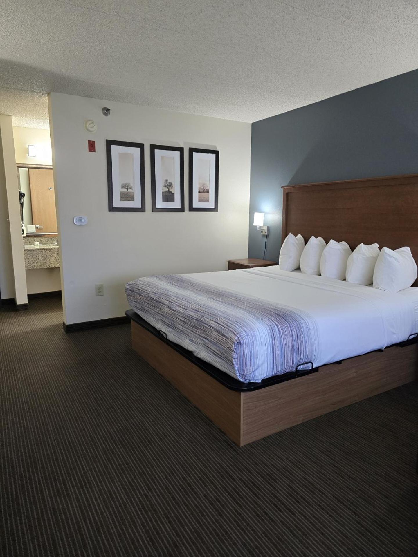 Americinn By Wyndham Windsor Ft. Collins Форт Колинс Екстериор снимка