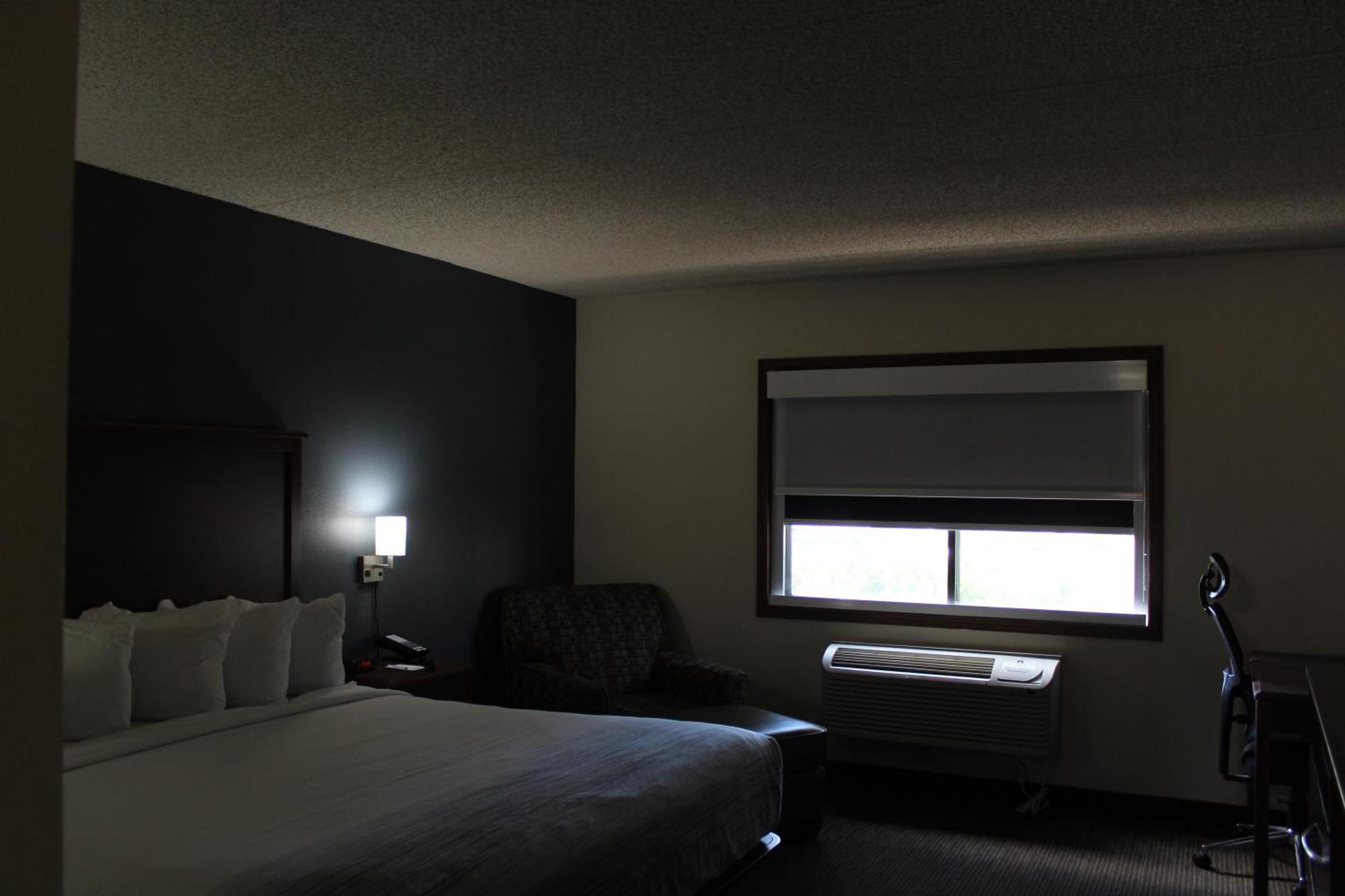 Americinn By Wyndham Windsor Ft. Collins Форт Колинс Екстериор снимка